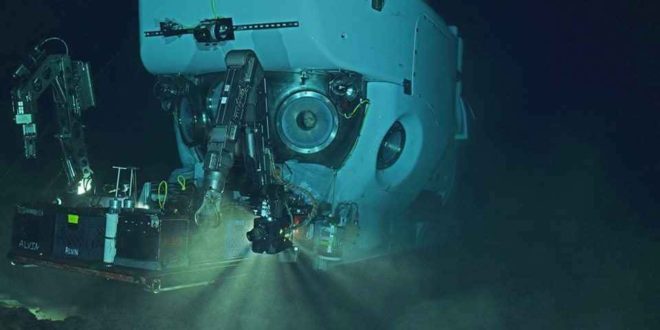 La audaz misión para construir submarinos espaciales para cazar extraterrestres